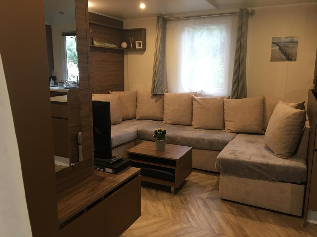 Mobilhome Familial 6 A 7 P 3 Chambres 42 M2 Saint Brevin Les Pierres Couchees エクステリア 写真