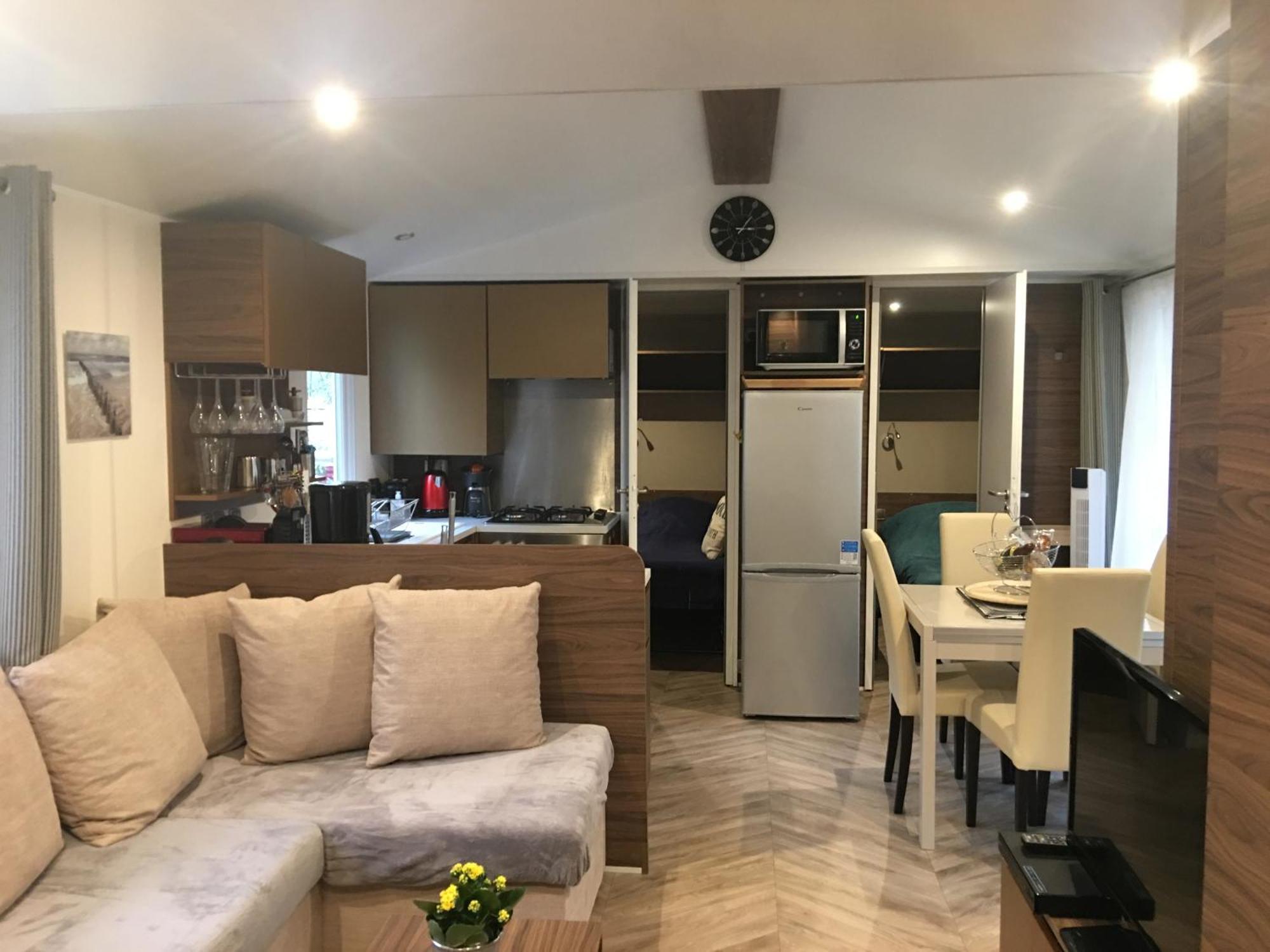 Mobilhome Familial 6 A 7 P 3 Chambres 42 M2 Saint Brevin Les Pierres Couchees エクステリア 写真