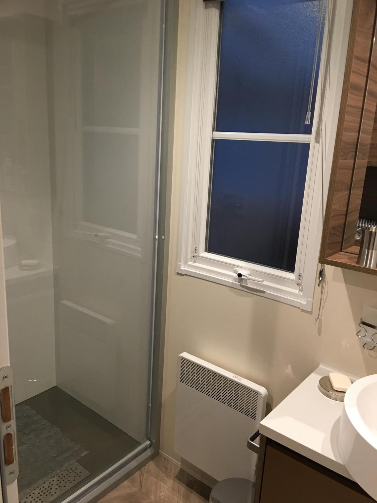 Mobilhome Familial 6 A 7 P 3 Chambres 42 M2 Saint Brevin Les Pierres Couchees エクステリア 写真