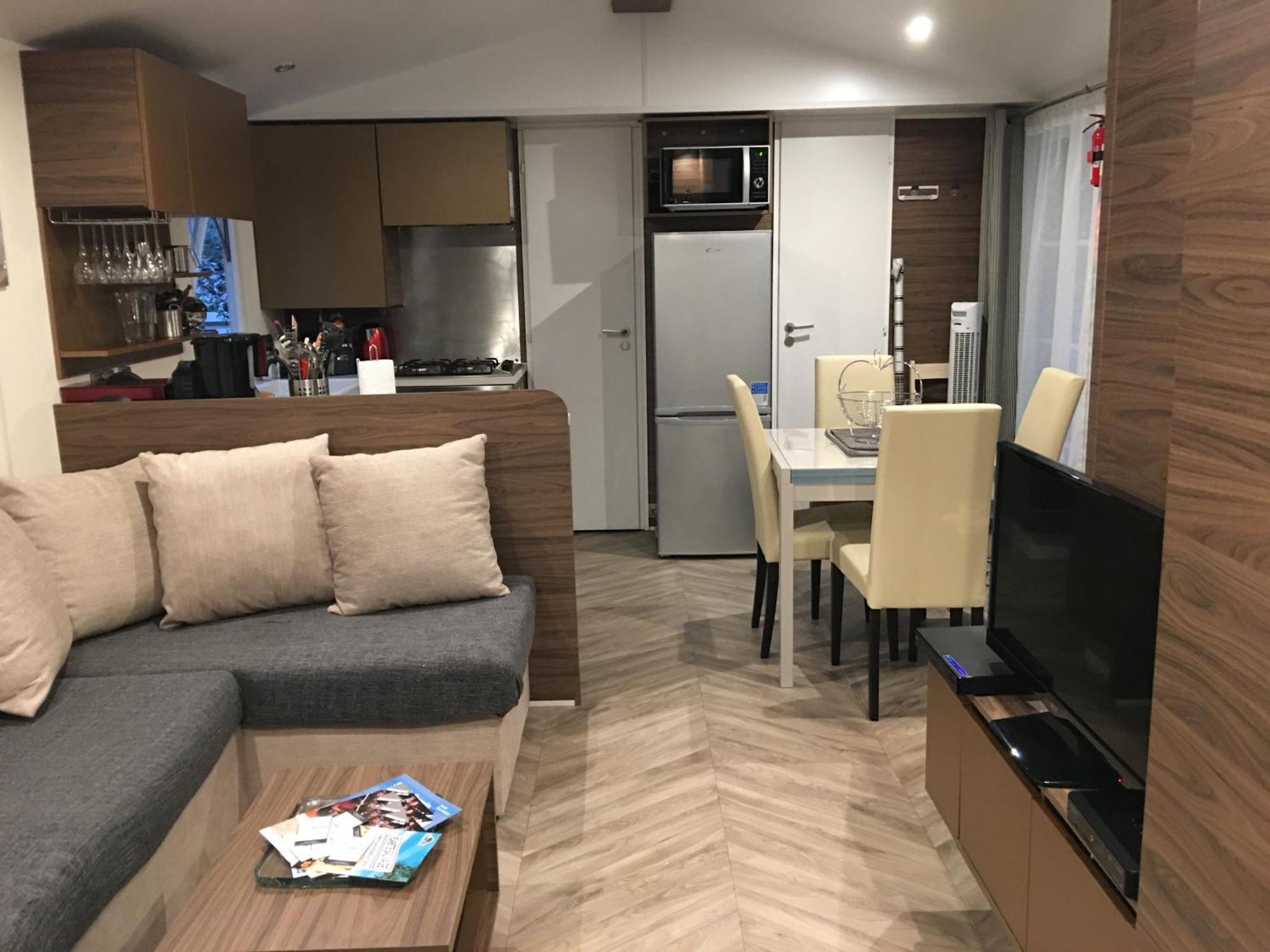 Mobilhome Familial 6 A 7 P 3 Chambres 42 M2 Saint Brevin Les Pierres Couchees エクステリア 写真